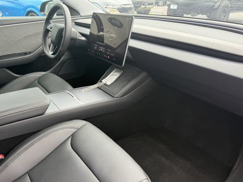 Used 2025 Tesla Model 3 Long Range RWD image 14