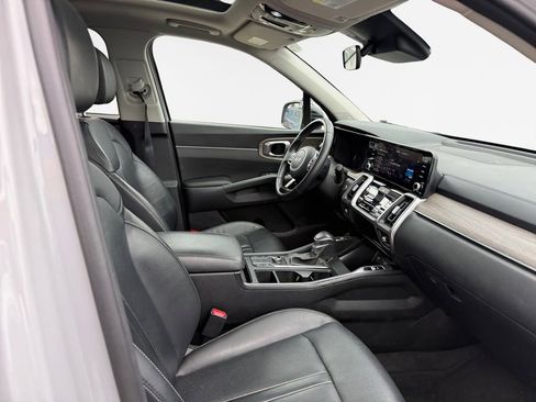 Certified 2023 Kia Sorento S w/ Panoramic Sunroof Package image 26