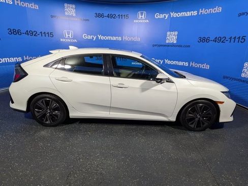 Used 2017 Honda Civic EX image 3