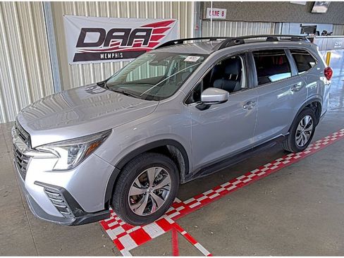 Used 2024 Subaru Ascent Premium AWD/4WD image 1