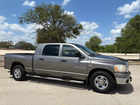 Used 2006 Dodge Ram 1500 Truck SLT w/ Trailer Tow Group RWD image 65