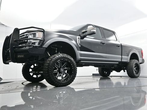 Used 2021 Ford F350 Lariat w/ Tremor Off-Road Package image 54