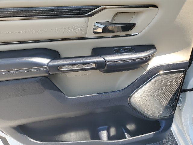 Used 2021 RAM 1500 Limited AWD/4WD image 16