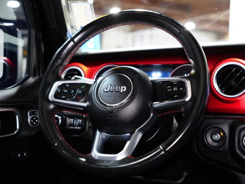 Used 2018 Jeep Wrangler Unlimited Rubicon image 15