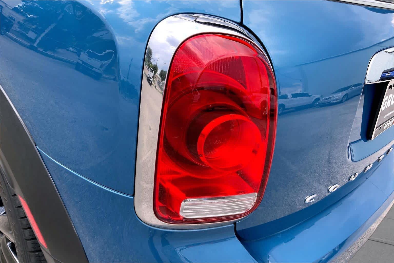Used 2019 MINI Cooper Countryman S w/ Premium Package FWD image 28