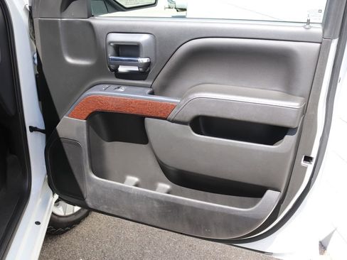 Used 2017 GMC Sierra 1500 SLE w/ Max Trailering Package AWD/4WD image 28