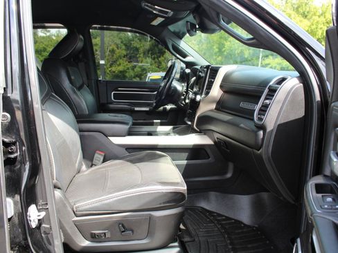 Used 2019 RAM 2500 Laramie AWD/4WD image 11