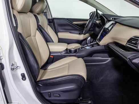 Used 2025 Subaru Outback Limited image 47