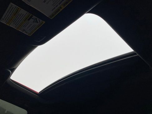 Used 2016 Ford F250 Platinum w/ FX4 Off-Road Package image 12