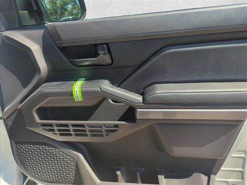 Used 2026 Toyota Tacoma SR5 AWD/4WD image 22