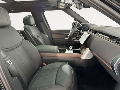 New 2026 Land Rover Range Rover Long Wheelbase SE AWD/4WD image 15
