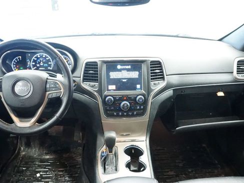 Used 2017 Jeep Grand Cherokee Limited w/ Trailer Tow Group IV image 24