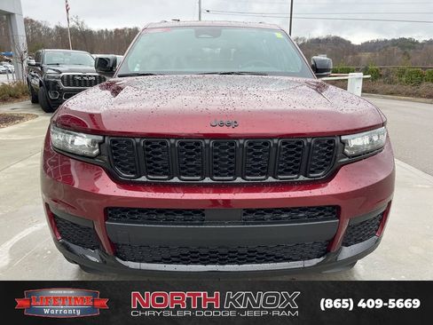 New 2025 Jeep Grand Cherokee L Altitude AWD/4WD image 32
