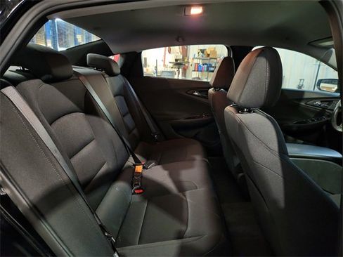 Used 2022 Chevrolet Malibu RS image 24