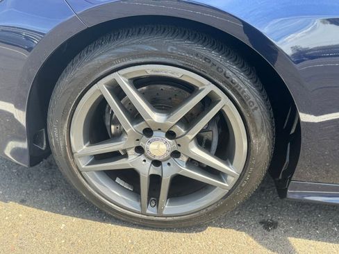 Used 2016 Mercedes-Benz E 350 4MATIC Sedan image 22