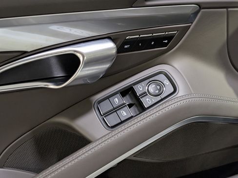 Certified 2024 Porsche 718 Boxster GTS image 20