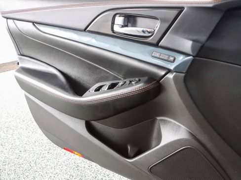 Used 2023 Nissan Maxima SR w/ Sport Mat Group FWD image 23