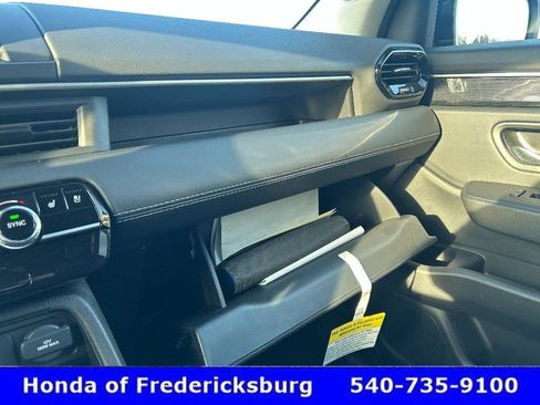 Certified 2025 Honda Pilot Elite image 29