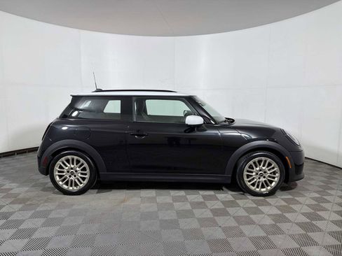 Certified 2025 MINI Cooper S image 7