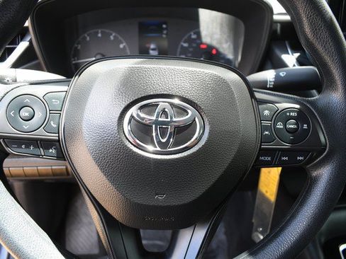 Certified 2025 Toyota Corolla LE FWD image 30