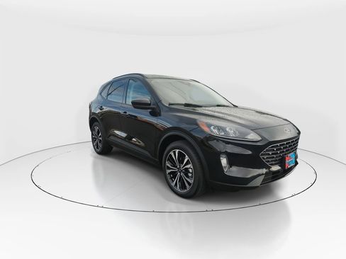 Used 2022 Ford Escape SEL w/ SEL Stealth AWD Package image 2