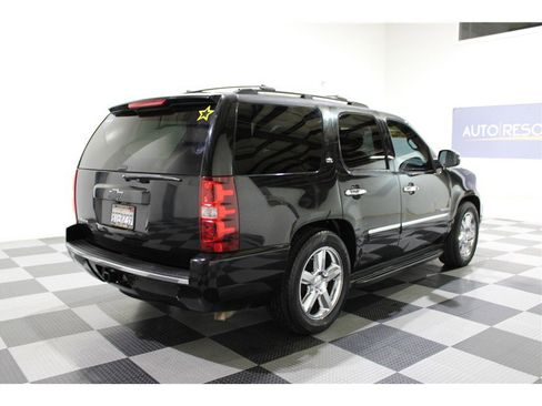Used 2013 Chevrolet Tahoe LTZ image 4