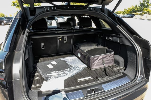 New 2026 Land Rover Range Rover Velar S AWD/4WD image 59