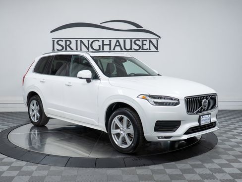 Used 2023 Volvo XC90 B5 Core w/ Protection Package Premier image 3