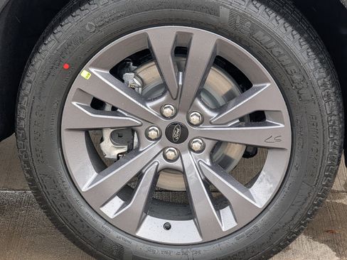 New 2026 Ford Explorer Active image 8