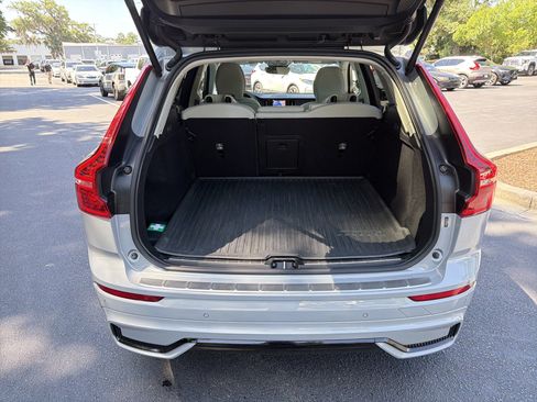 Certified 2024 Volvo XC60 B5 Plus w/ Protection Package Premier AWD/4WD image 71