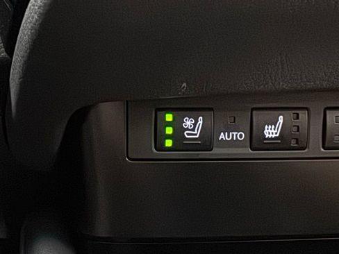 Used 2024 Lexus ES 350 w/ Premium Package FWD image 6
