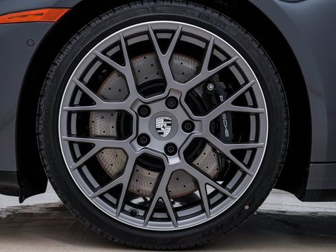 New 2026 Porsche 911 Carrera 4S image 13