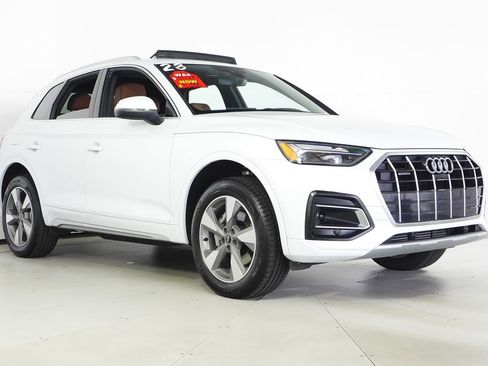 Used 2023 Audi Q5 2.0T Premium Plus w/ Premium Plus Package AWD/4WD image 4