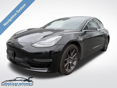 Used 2018 Tesla Model 3 Mid Range