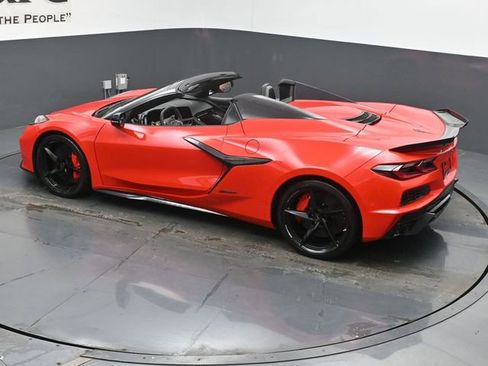 New 2026 Chevrolet Corvette E-Ray w/ Stealth Interior Trim Package image 22