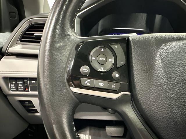 Used 2018 Honda Odyssey EX-L image 17