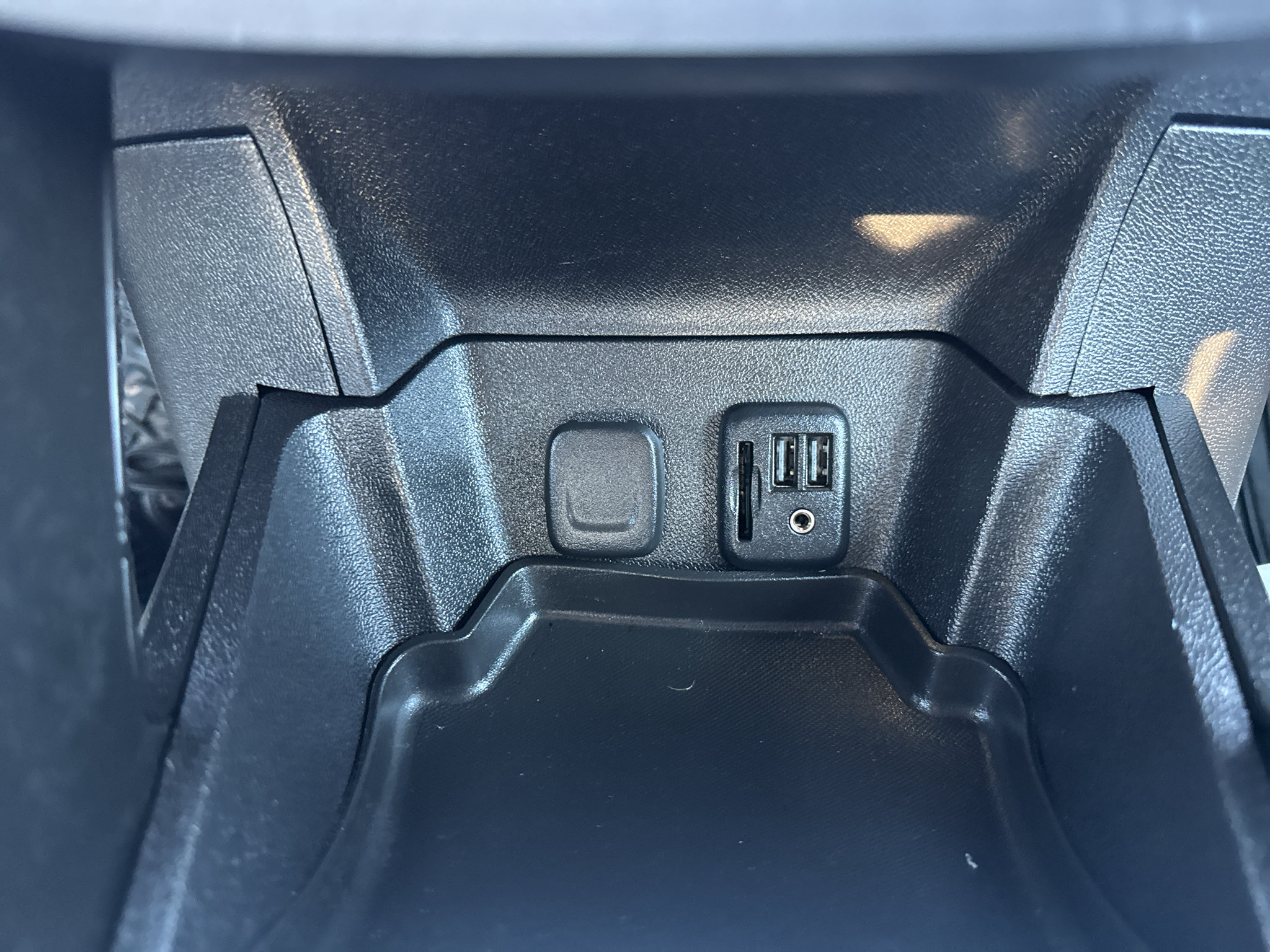 Used 2019 Chevrolet Volt LT w/ Comfort Package FWD image 21