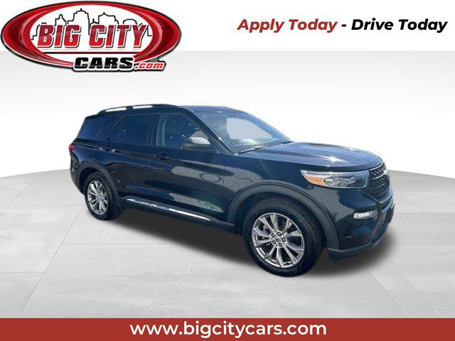 Used 2023 Ford Explorer XLT w/ Equipment Group 202A AWD/4WD image 1