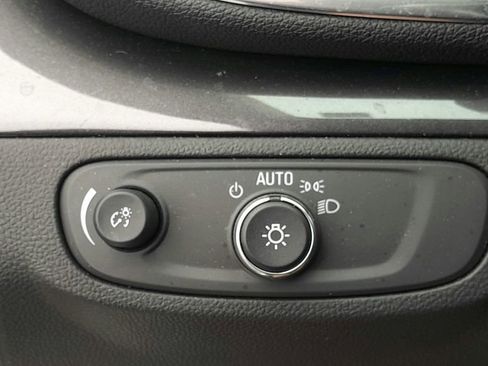 Used 2022 Buick Encore Preferred w/ Safety Package FWD image 28