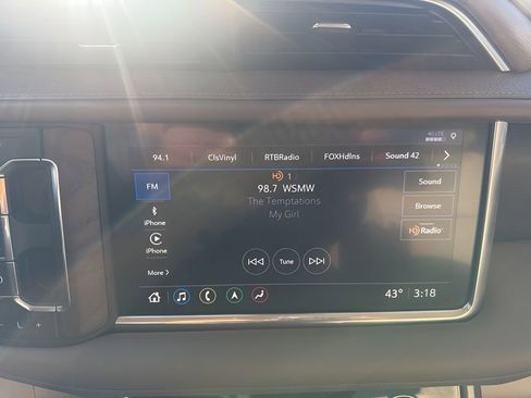 Used 2021 GMC Yukon Denali image 19