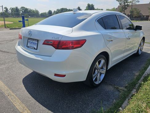 Used 2013 Acura ILX w/ Technology Package FWD image 5