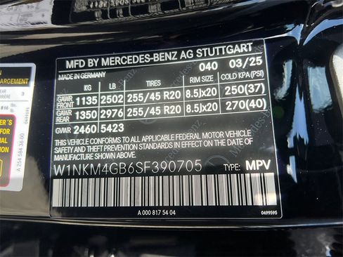 Certified 2025 Mercedes-Benz GLC 300 image 39