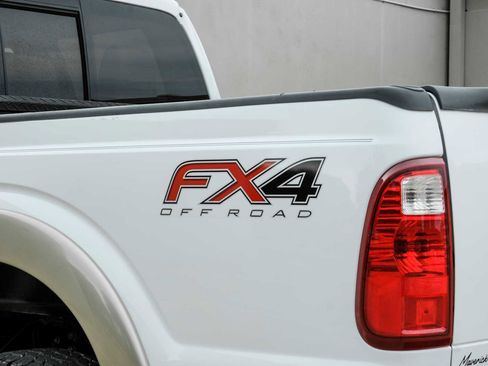 Used 2012 Ford F250 Lariat w/ FX4 Off Road Pkg AWD/4WD image 47