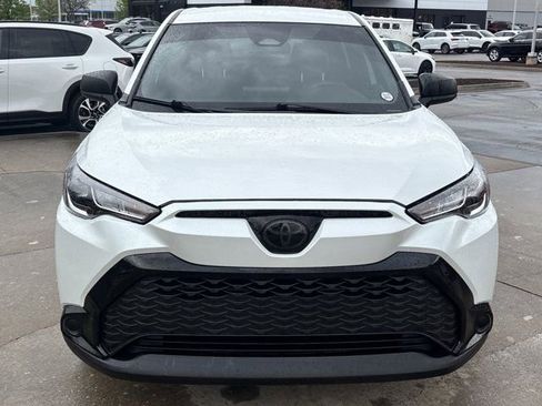 Used 2025 Toyota Corolla Cross AWD Hybrid image 12