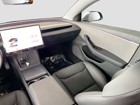 Used 2025 Tesla Model 3 Long Range RWD image 24