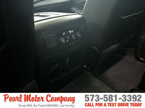 Used 2019 Chevrolet Tahoe Premier image 20