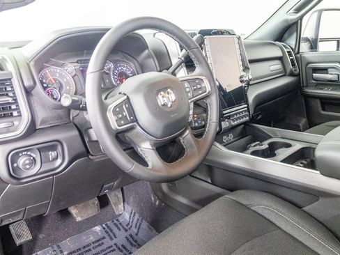 New 2025 RAM 2500 Big Horn image 4