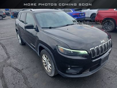 Used 2019 Jeep Cherokee Latitude w/ Popular Appearance Group