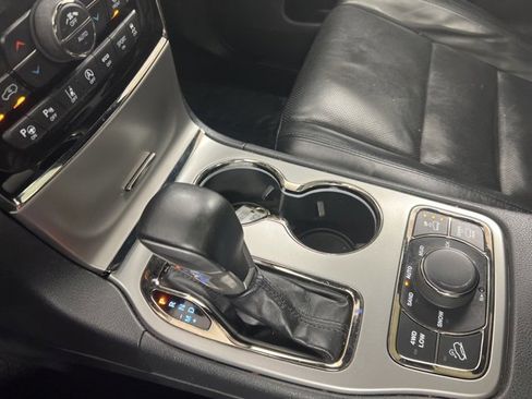 Used 2020 Jeep Grand Cherokee High Altitude image 19
