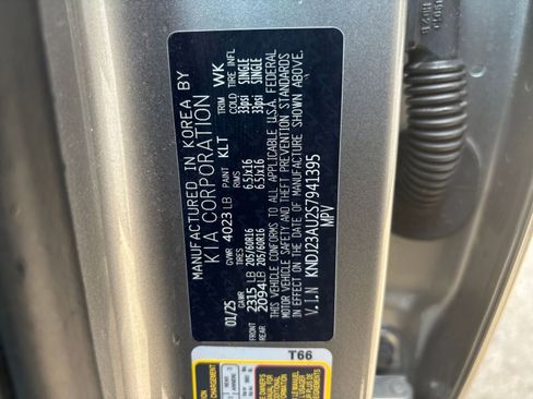 Used 2025 Kia Soul LX w/ LX Technology Package image 28